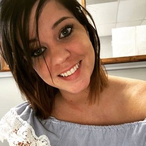 Meet your Posher, Kelli